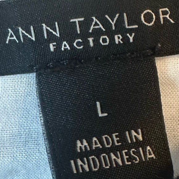 Women’s Ann Taylor Factory size Large Black and White Top - Picture 2 of 4